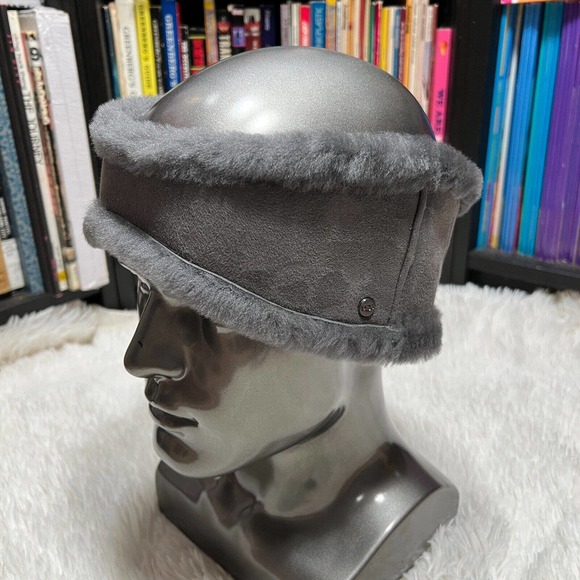 UGG WOMENS REVERSIBLE LEATHER AND SHEARLING HEADBAND GRAY - Picture 2 of 5